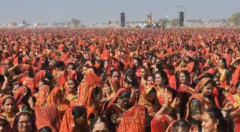 ભાવનગરમાં માલધારી સમાજની 75 હજારથી વધુ બહેનોએ વિશ્વ રેકોર્ડ સર્જ્યો