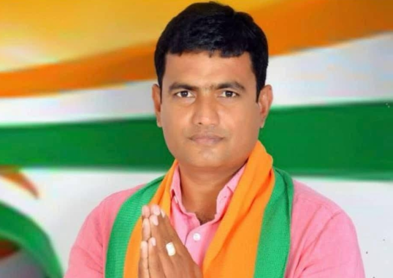 સુરતના વિવાદિત નેતા ભરત પટેલ BJPમાંથી સસ્પેન્ડ, જાણો