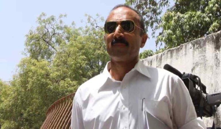 ભૂતપૂર્વ IPS સંજિવ ભટ્ટની આજીવન કેદ રોકવાની માગ સુપ્રીમ કોર્ટે નકારી
