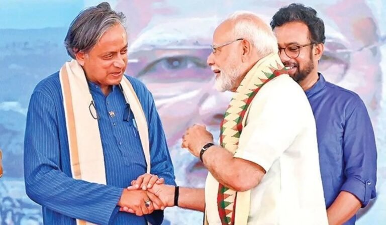 કોંગ્રેસ સાંસદ શશિ થરૂર ફરી એકવાર પીએમ મોદીના કર્યા વખાણ
