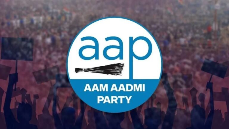 સુરતમાં AAPના પ્રભારી સામે રૂપિયા લઈ ટિકિટ આપવાનો આરોપ
