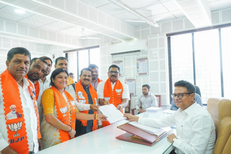માંડવી-અરેઠમાં ભાજપના ઉમેદવારોની ઉમેદવારી નોંધણી, ચૂંટણી જંગનો શંખનાદ